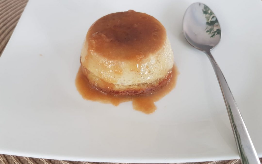 RECEPT: Flan met caramelsaus